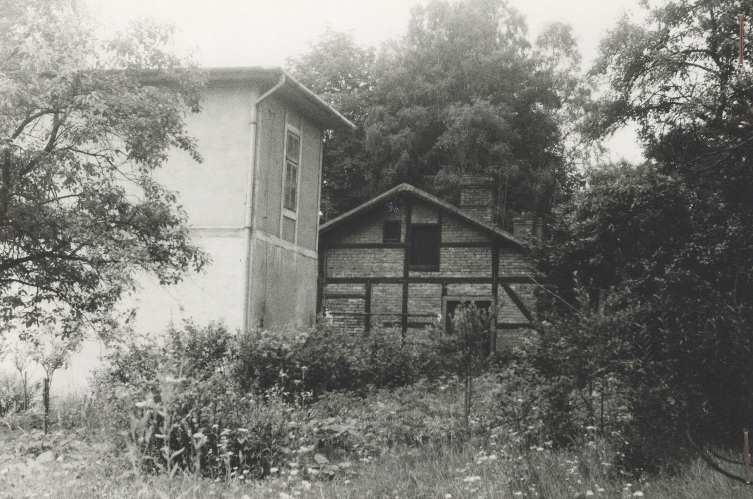 Dům čp. 103 (Kovárna Josef Baier a Burysch)