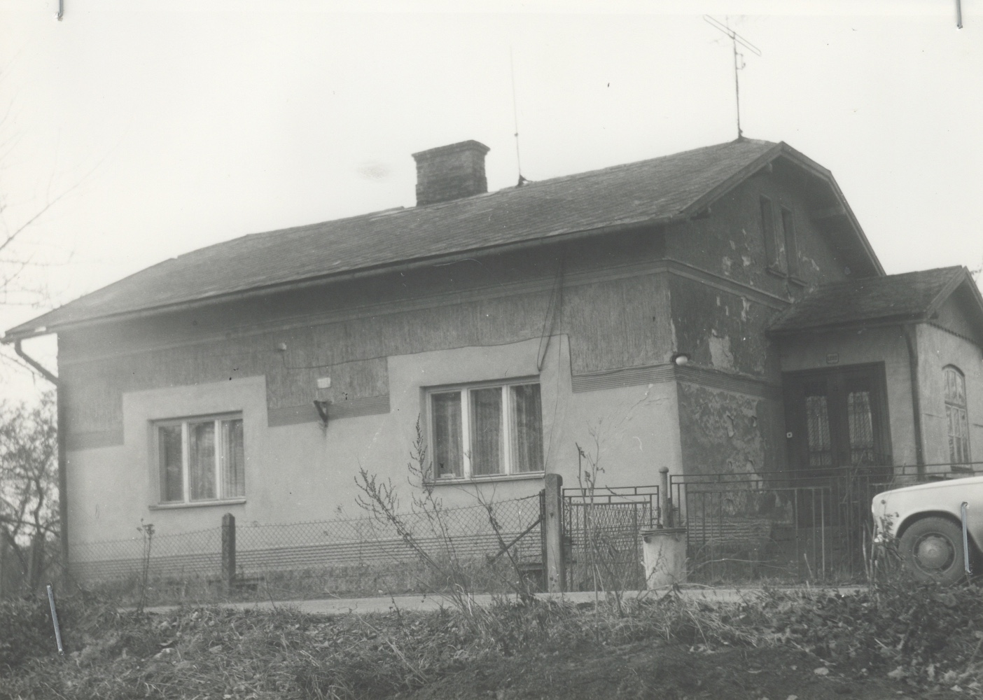 Dům čp. 1232 na fotografii z roku 1989