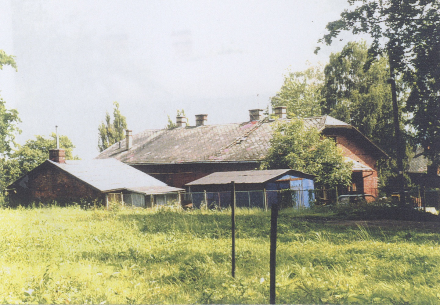 Dům čp. 1282 na snímku z roku 1999