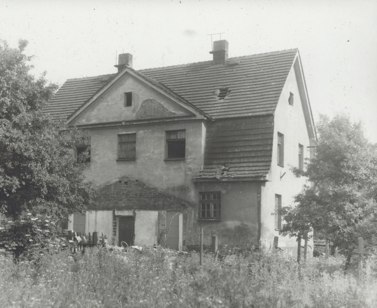 Dům čp. 1310 v Lesní kolonii na fotografii z roku 1976