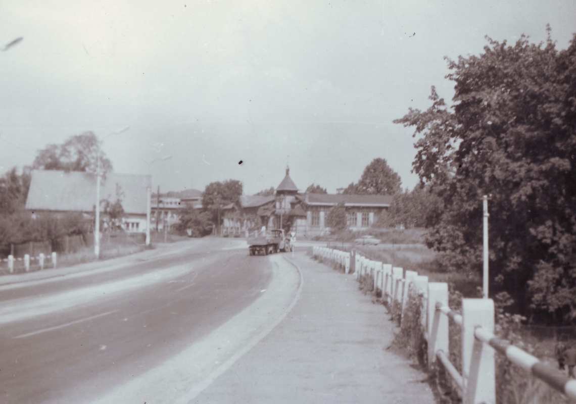 Pohled na Kino Szewieczek z ulice Slámová (přibližně 1950 - 1960)