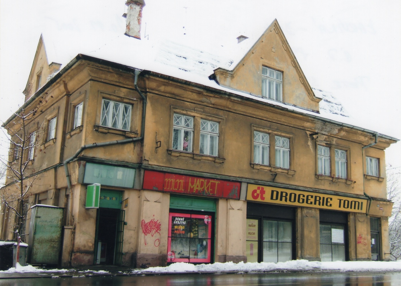 Dům čp. 1486 (stav 20. 11. 2005)