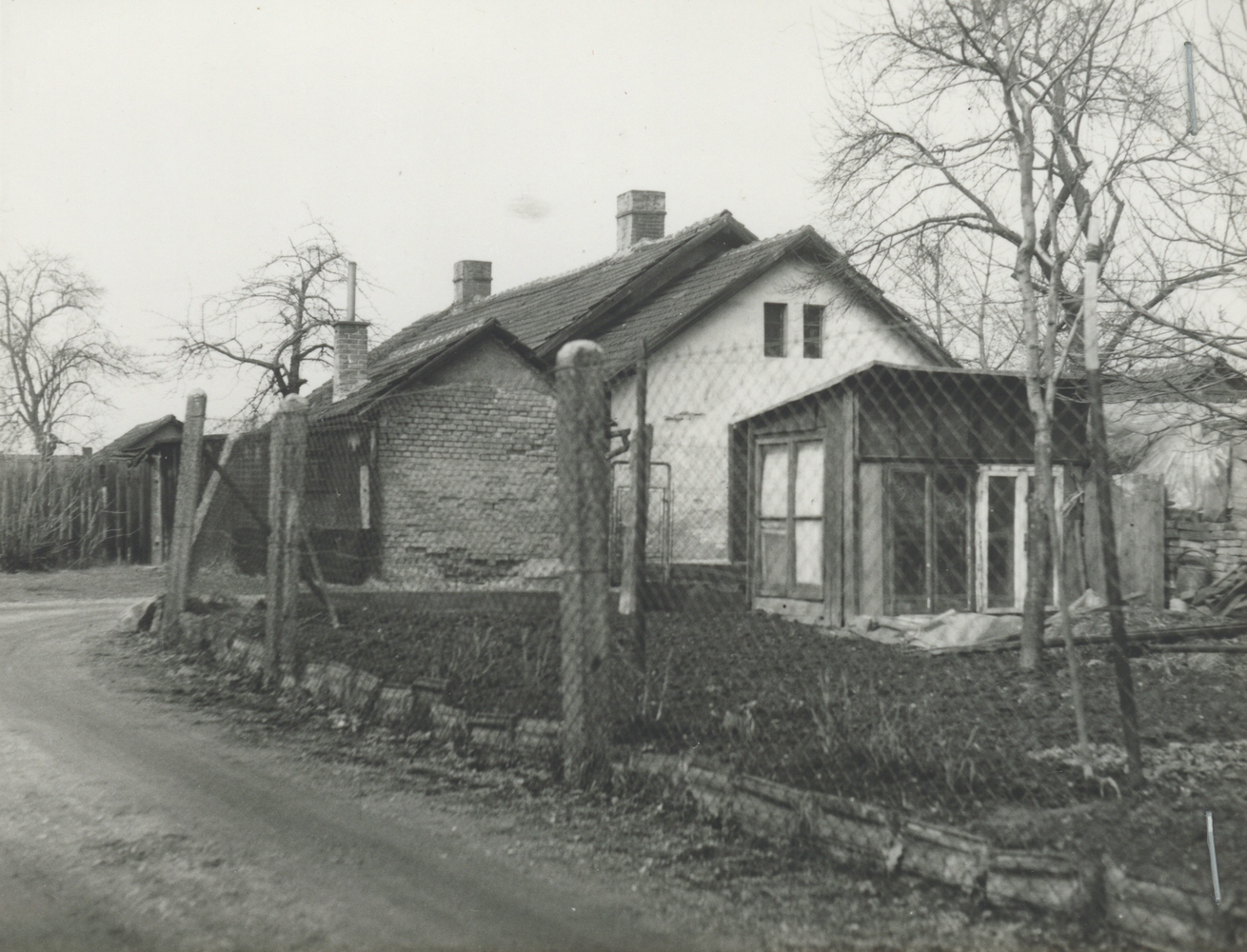 Dům čp. 163 na fotografii z roku 1984