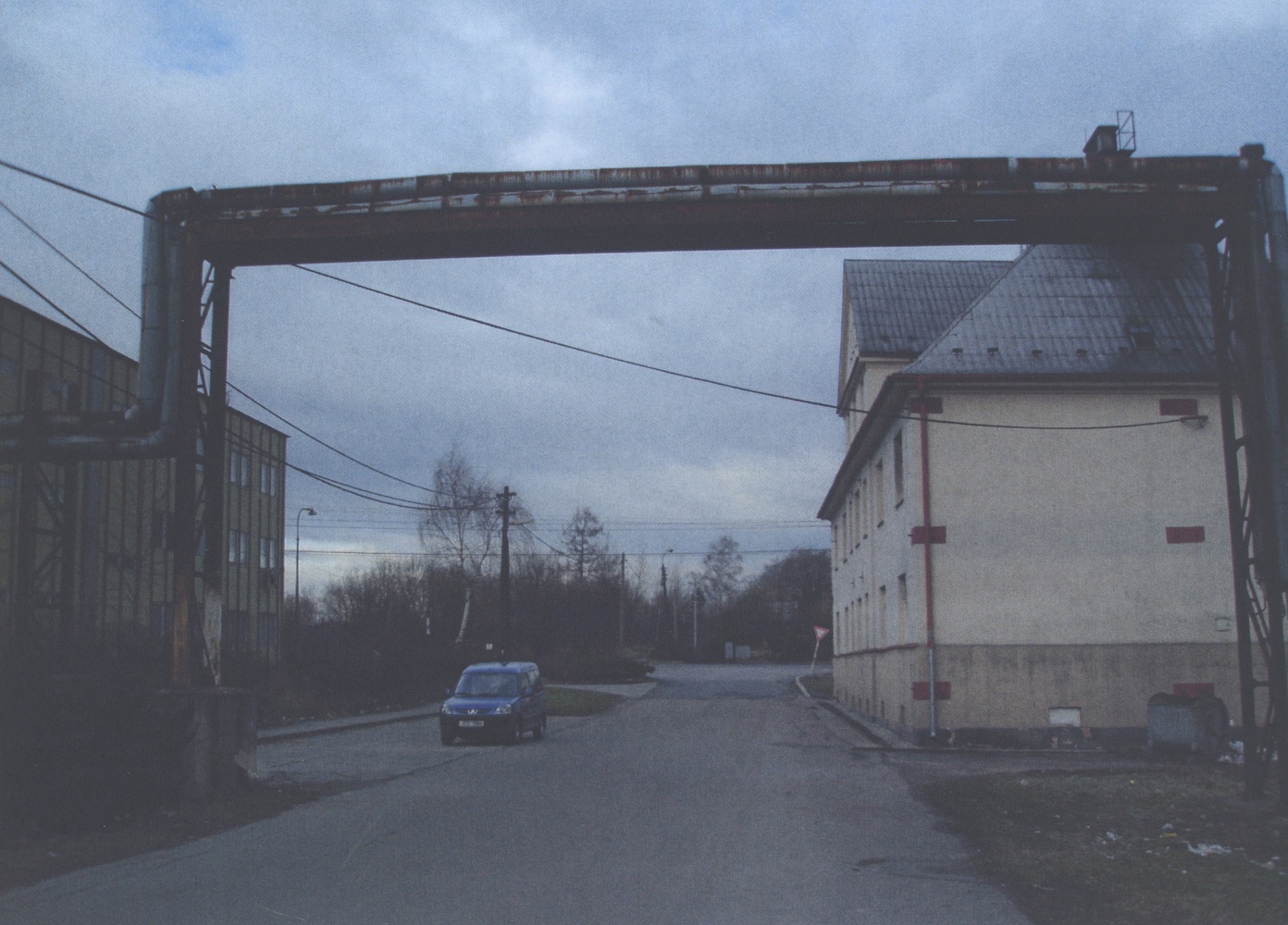 Dům čp. 1651 v roce 2008 (demolice proběhla v roce 2011)