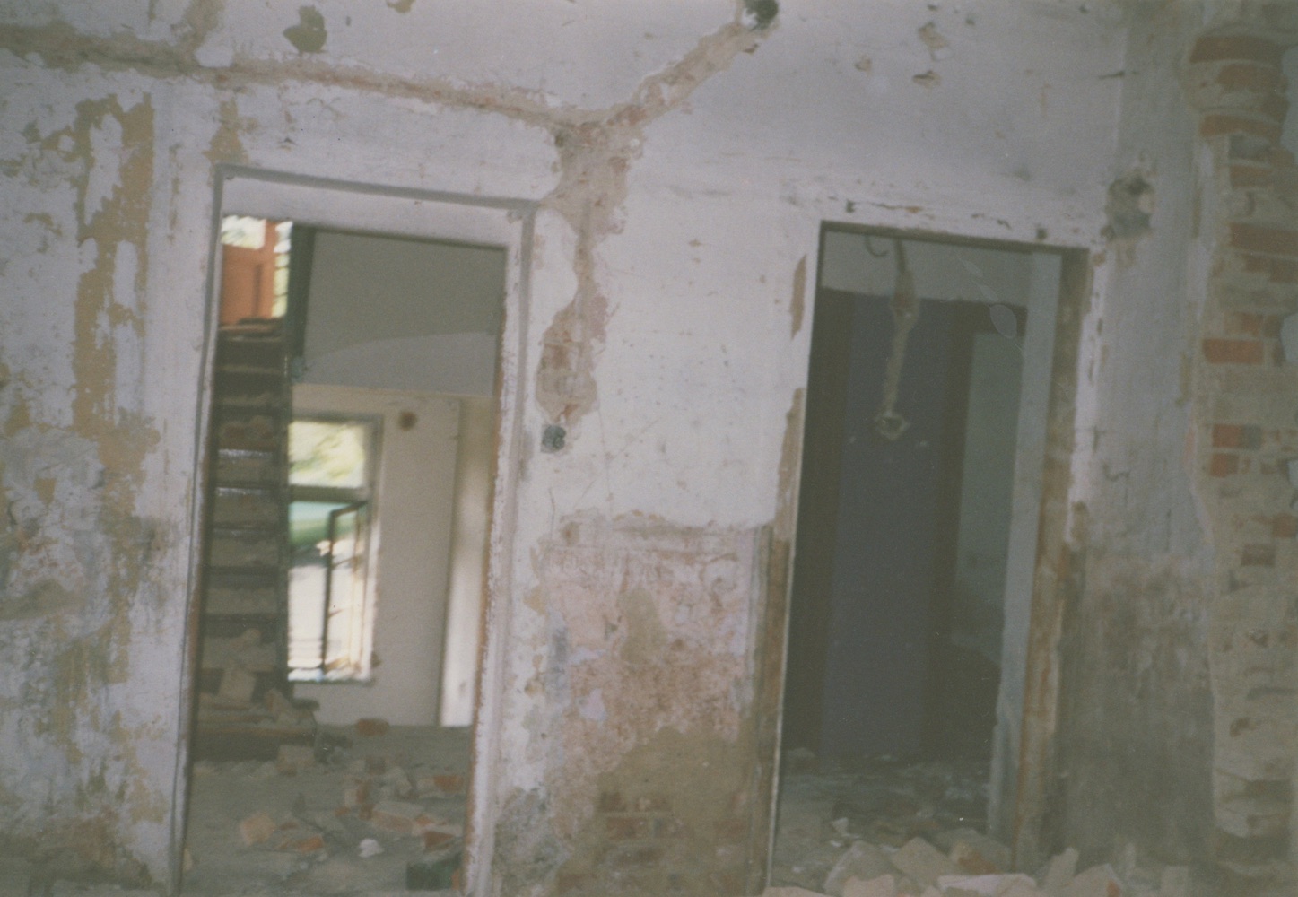 Interiér domu čp. 1679 v roce 1997