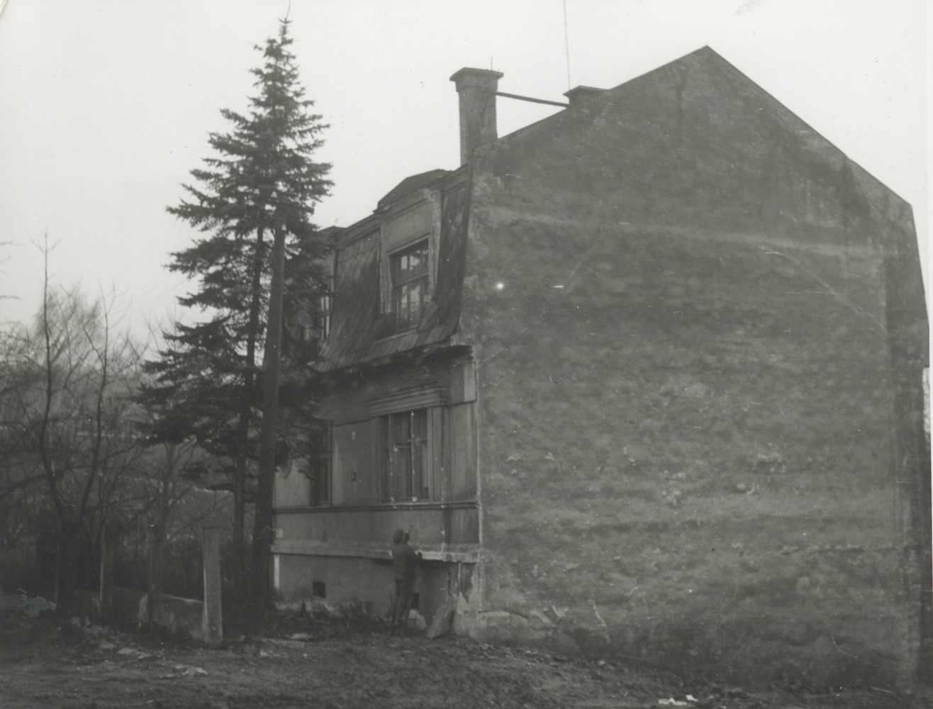 Dům čp. 1694 na fotografii z roku 1972