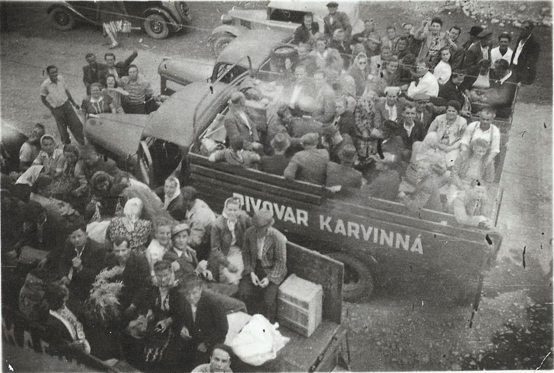 Zaměstnanci pivovaru v Karvinné