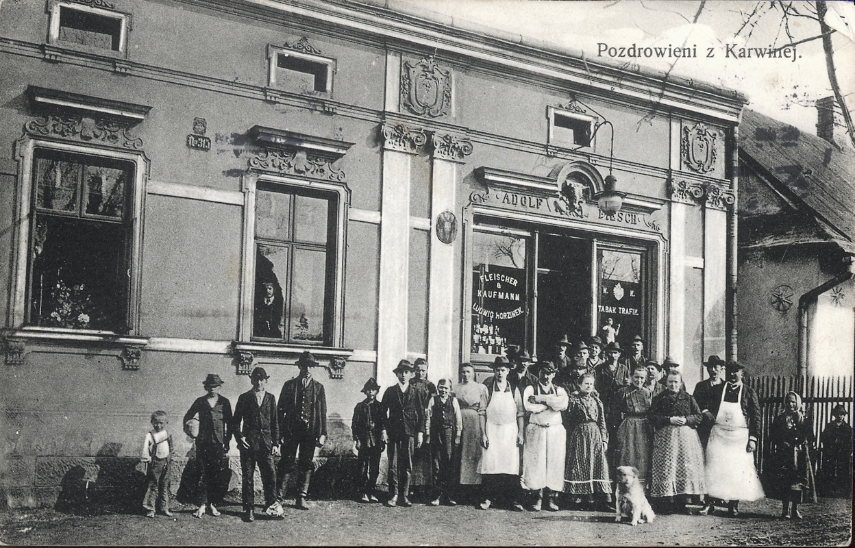 Pohlednice se záběrem na budovu čp. 315 - pozdější restauraci Jan Kotlarski
