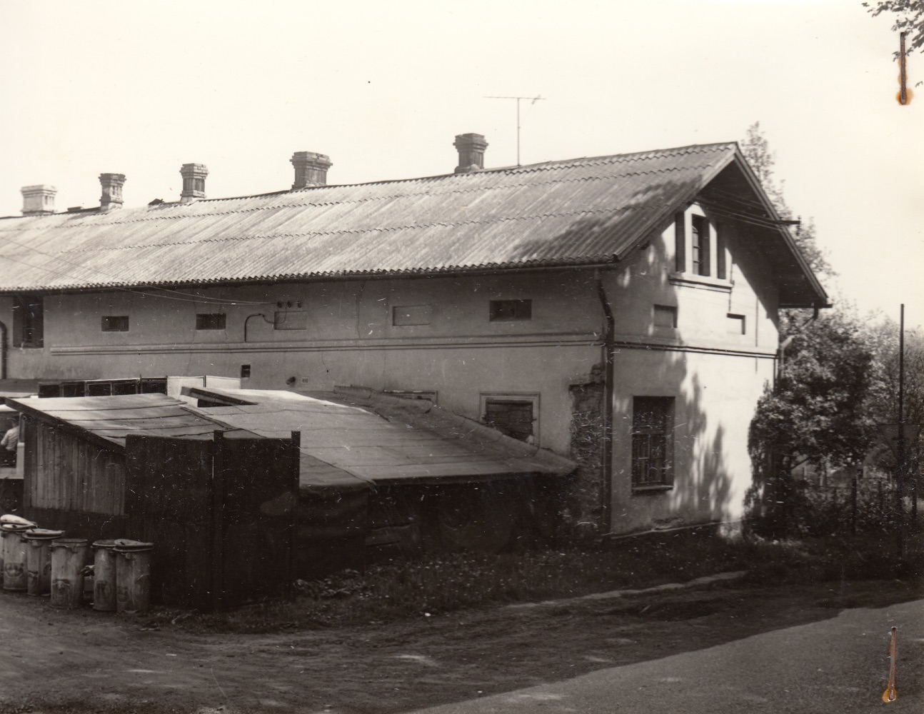 Dům čp. 475 (Potraviny Else Jelenowicz) na fotografii z roku 1979