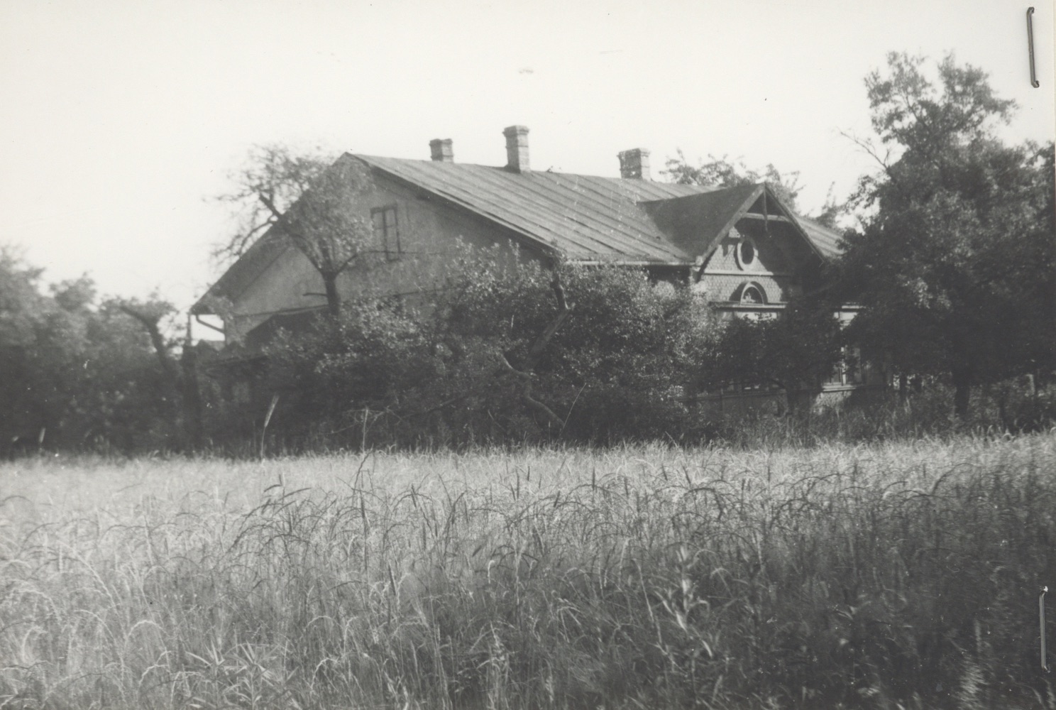 Dům čp. 834 na fotografii z roku 1986