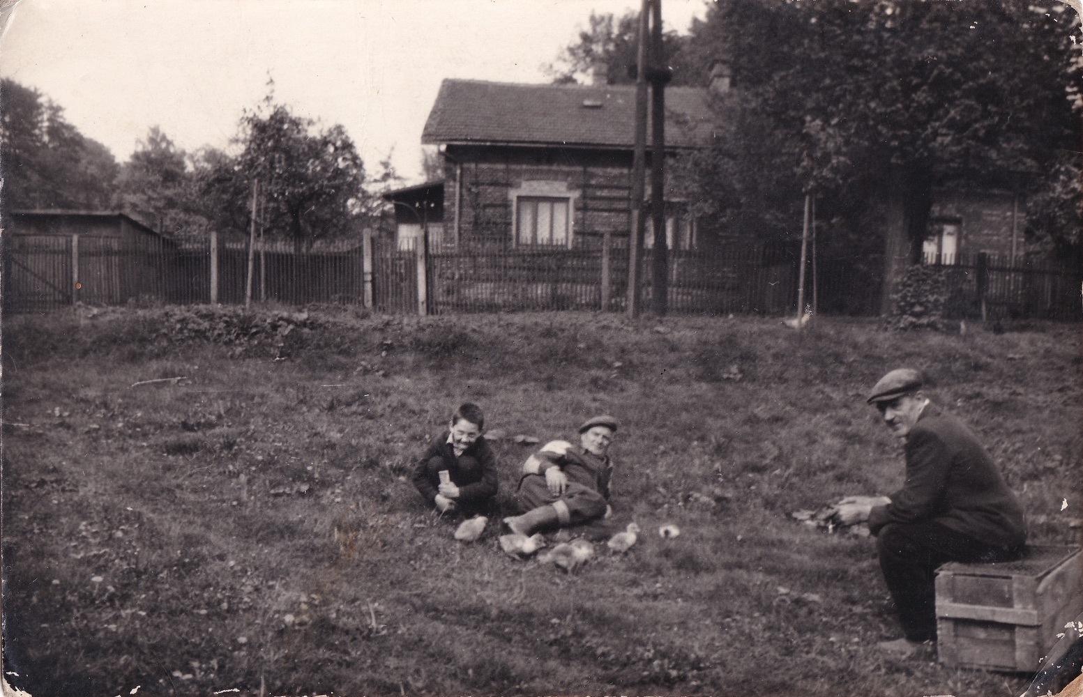 Dům čp. 860 (S laskavým svolením p. Jindřicha Tomici, ze soukromé sbírky. Snímek poskytl spolek Stará Karviná.)