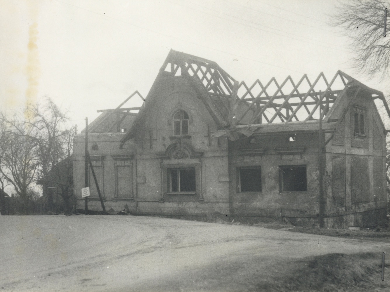 Dům čp. 865 na fotografii z roku 1983