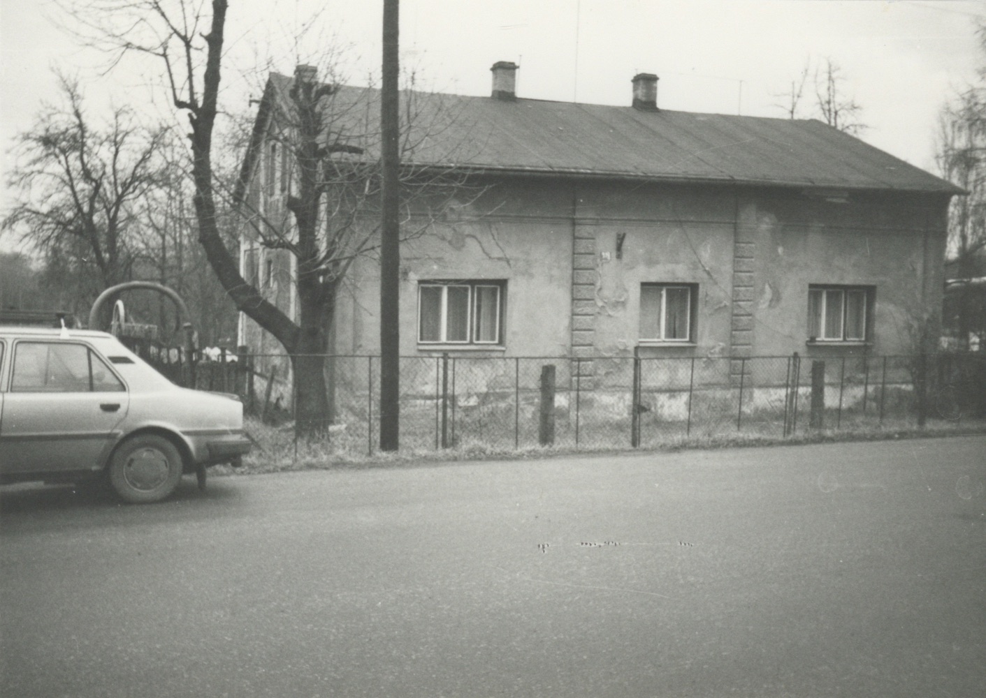 Dům čp. 938 na fotografii z roku 1993