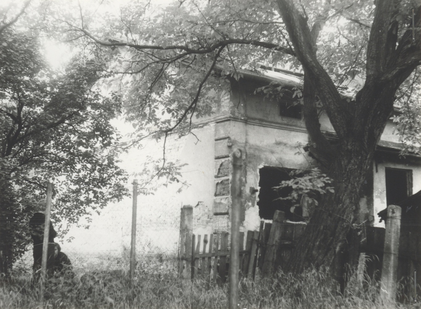 Dům čp. 983 na fotografii z roku 1983