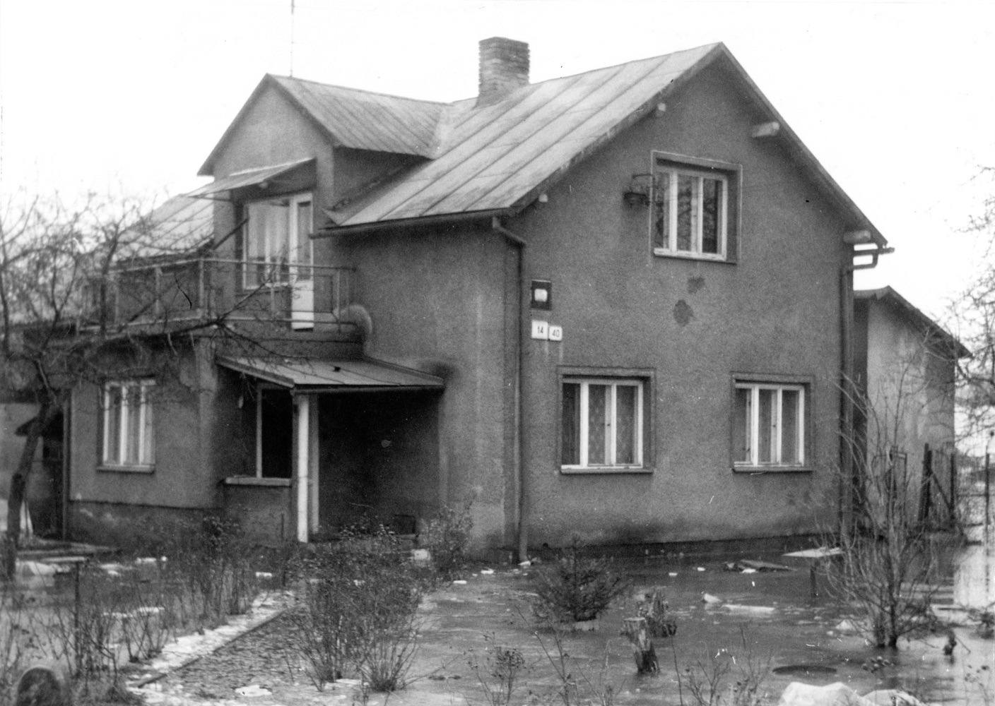 Dům čp. 14 na snímku z 19.1.1989 (Sbírka Józefa Chmiela)