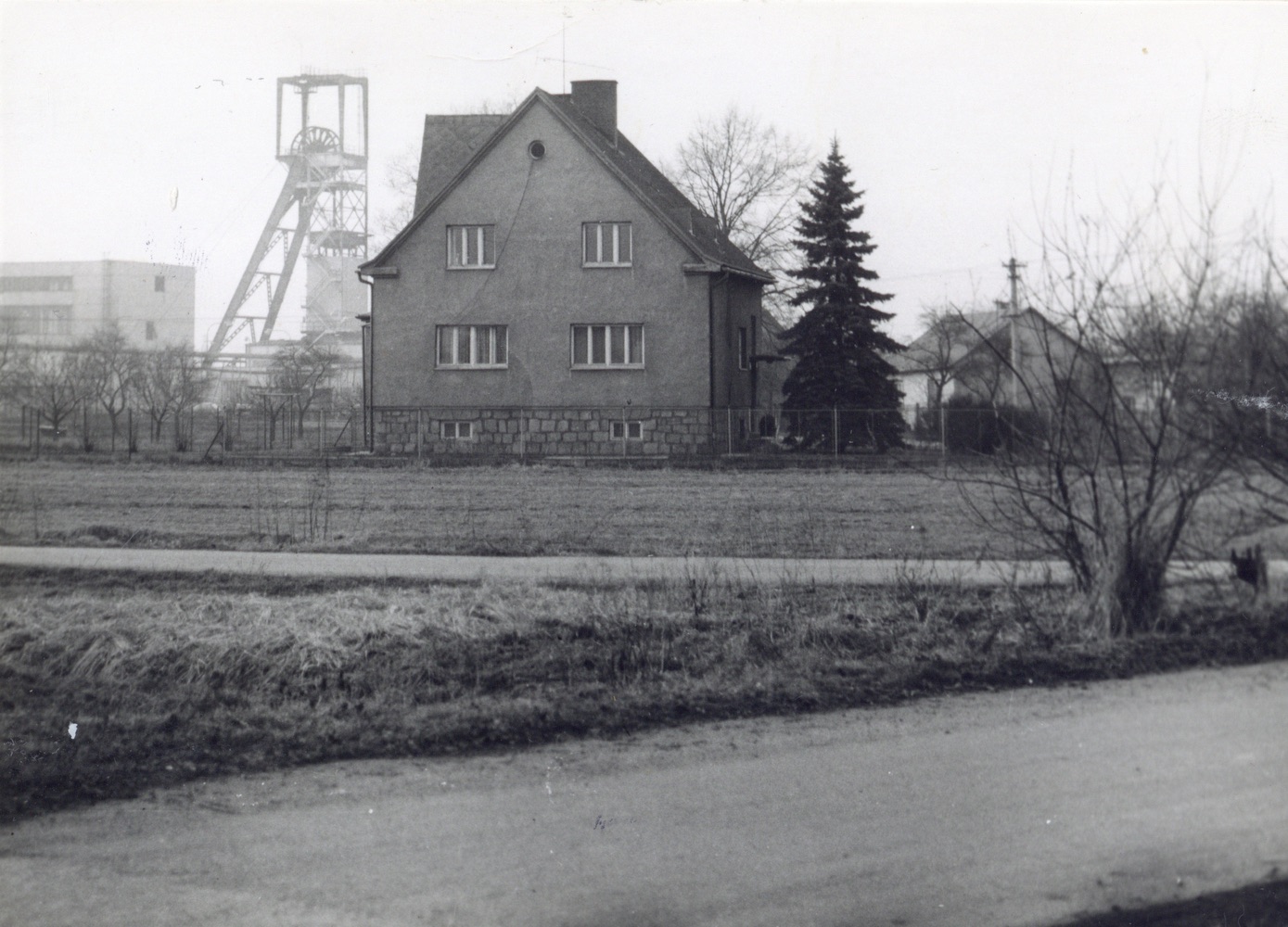 Dům čp. 157 (II) na snímku z 5.12.1986 (Sbírka Józefa Chmiela)