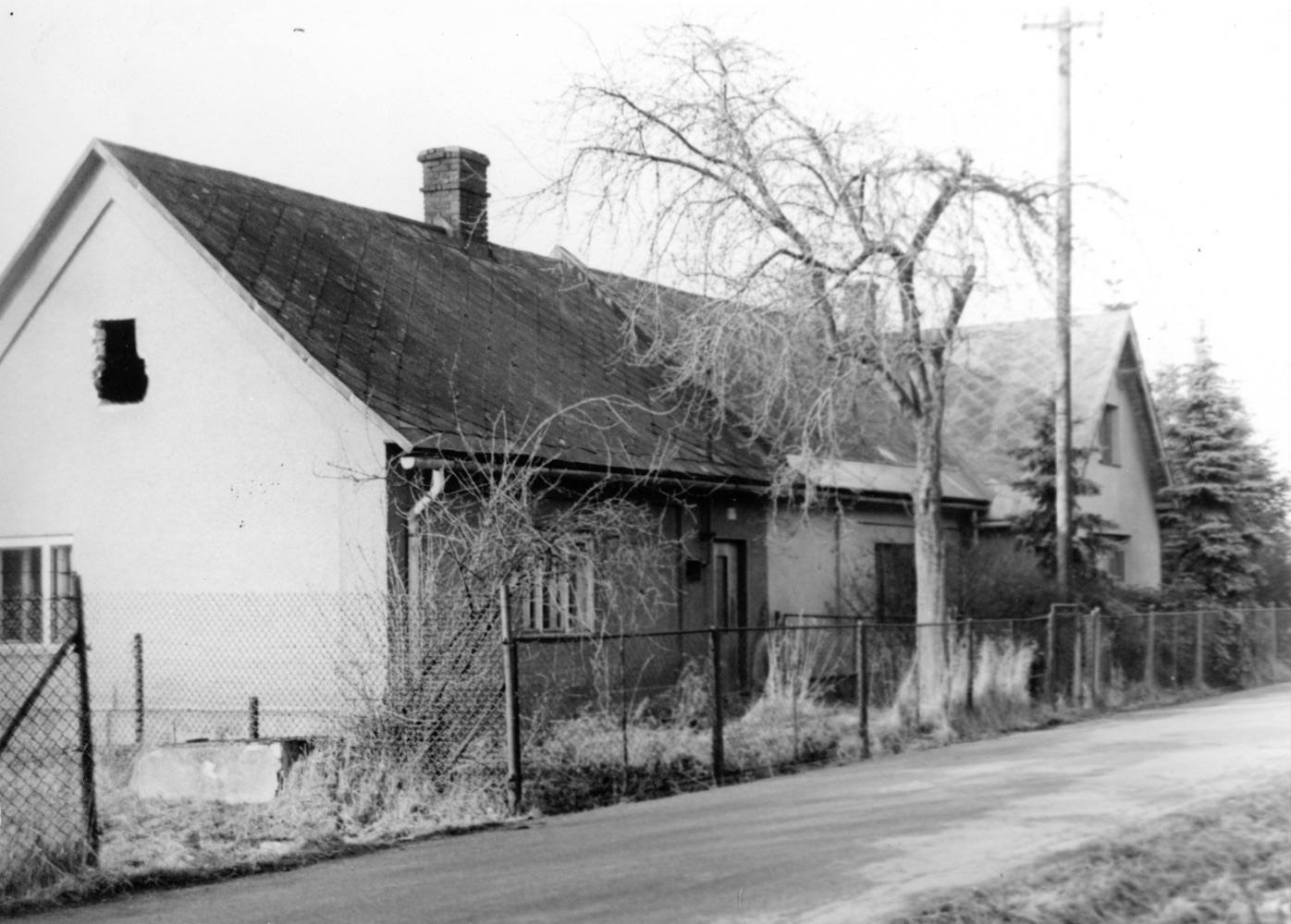 Dům čp. 15 a čp. 139 na snímku z 3.1.1989 (Sbírka Józefa Chmiela)