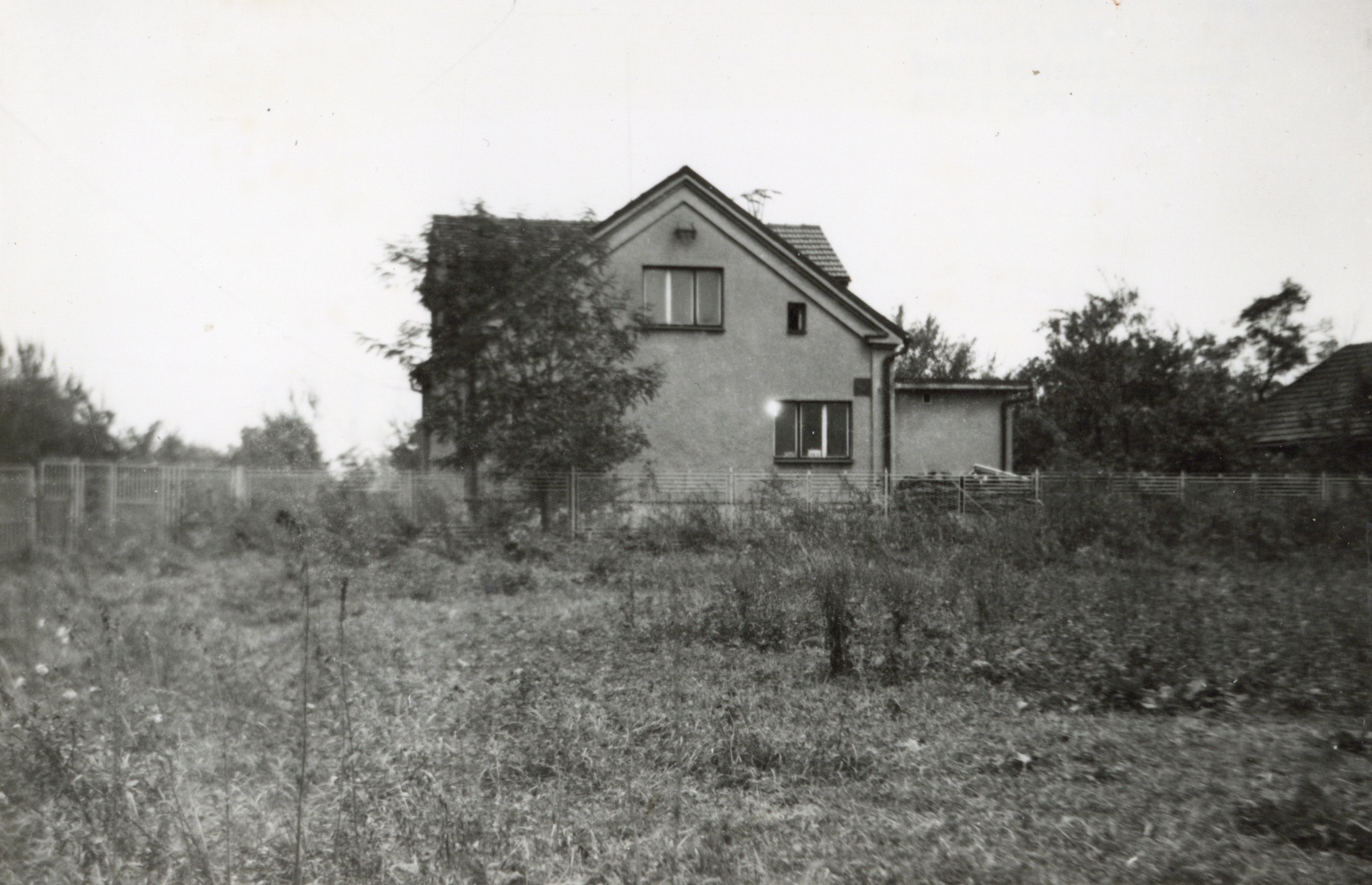 Dům čp. 193 v Lipinách na snímku z 5.8.1983 (Sbírka Józefa Chmiela)