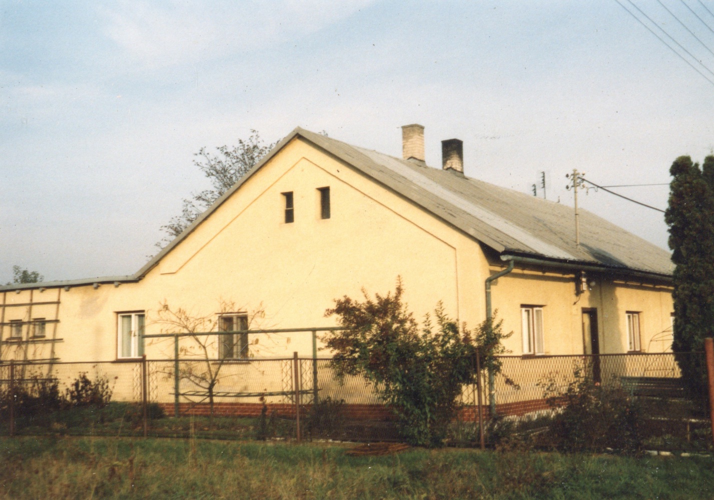 Dům čp. 198 na snímku z 22.10.1999 (Sbírka Józefa Chmiela)