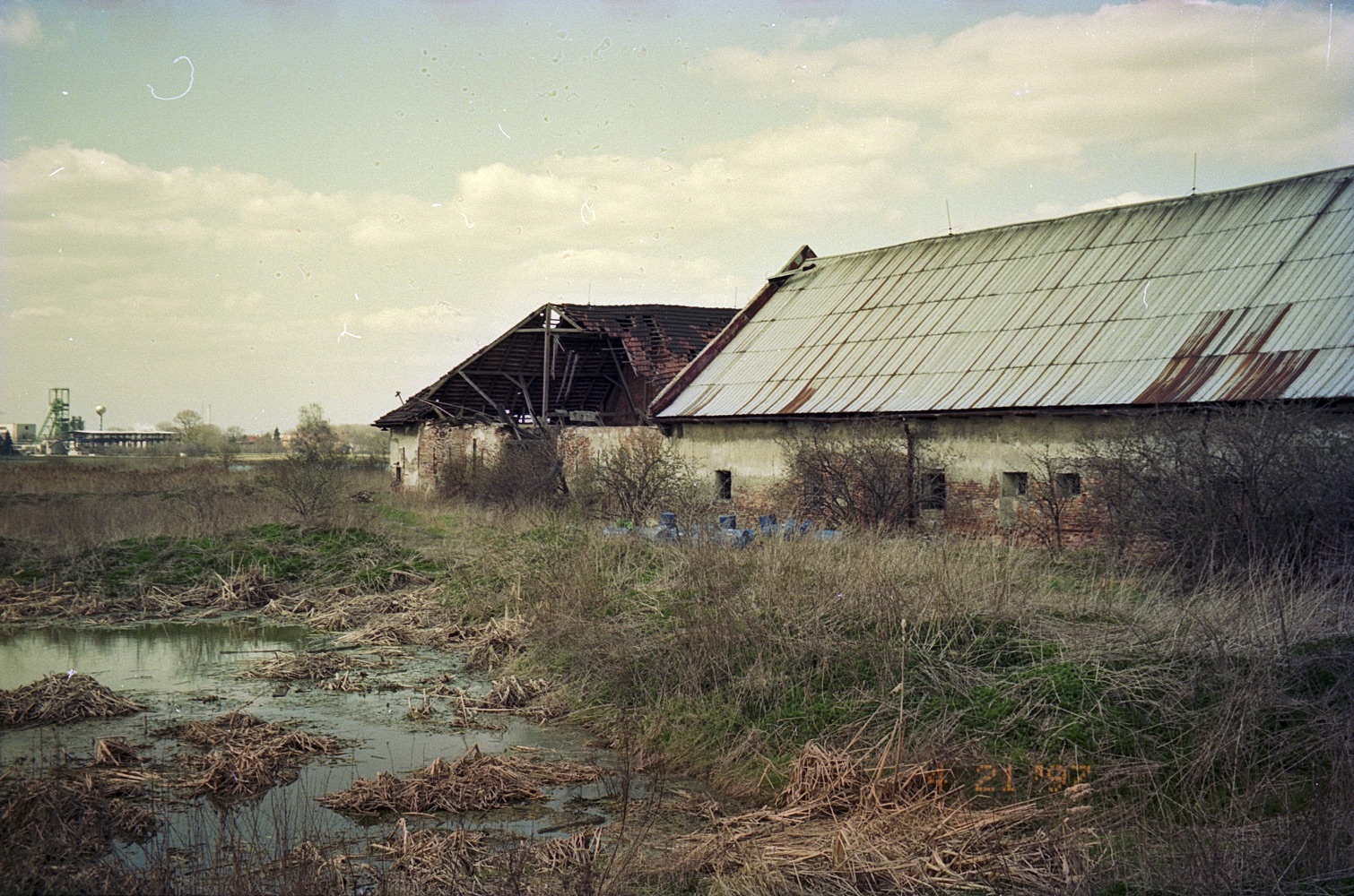 Areál Darkovského dvora hraběcího rodu Larisch-Mönnich: stav v roce 1997