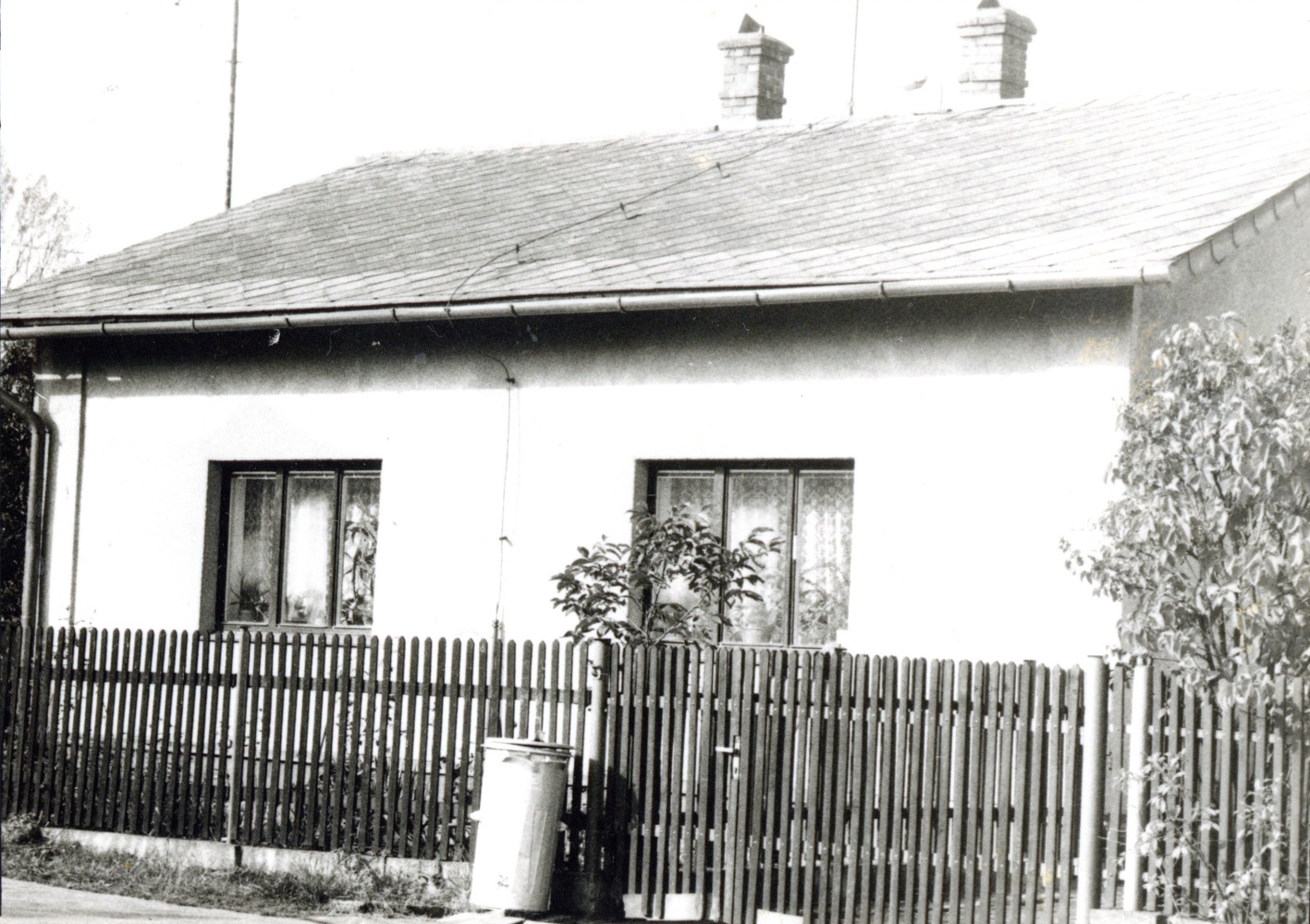 Dům čp. 230 na snímku z 19.10.1997 (Sbírka Józefa Chmiela)