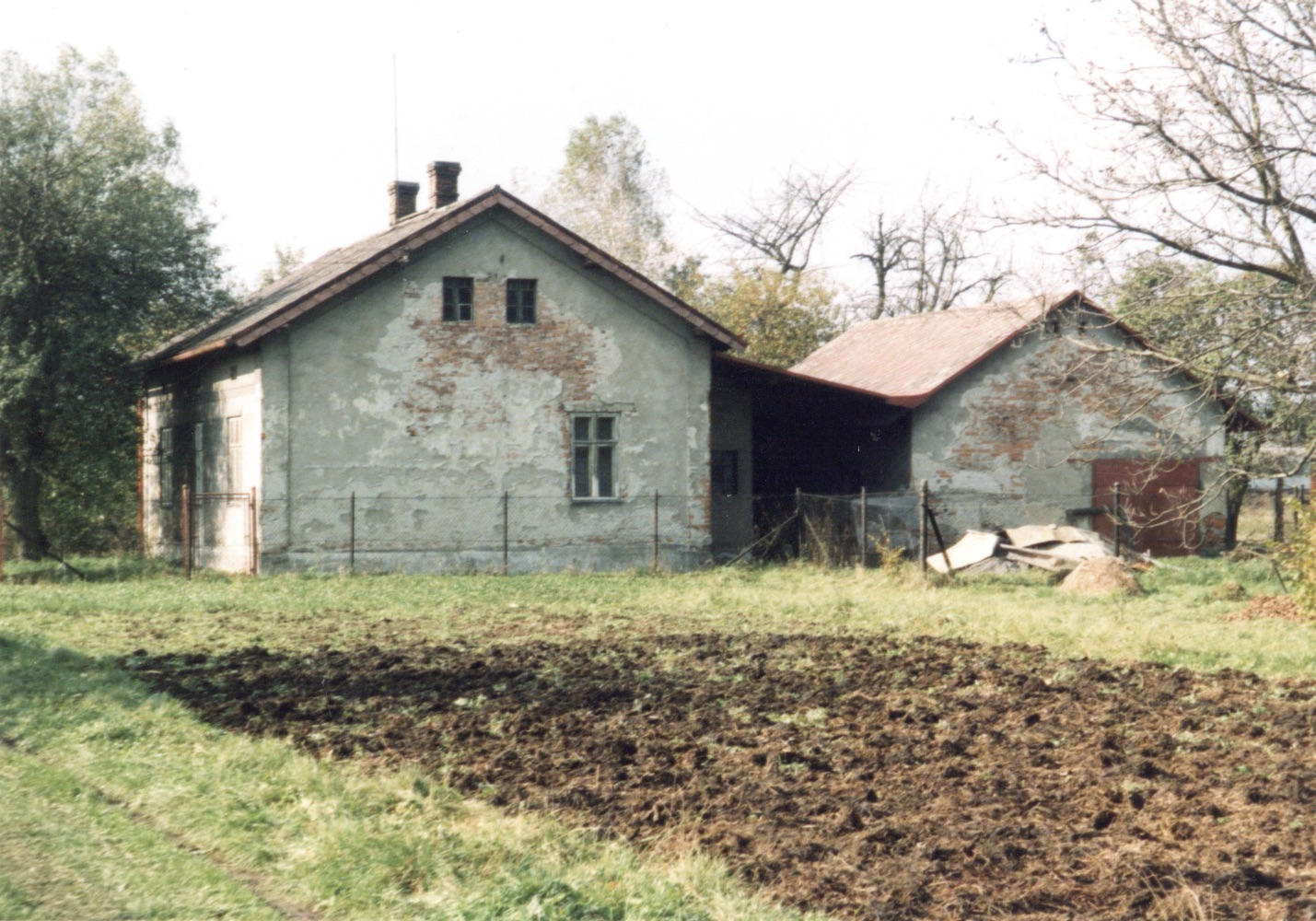 Dům čp. 298 na fotografii z 22.10.1999 (Sbírka Józefa Chmiela)