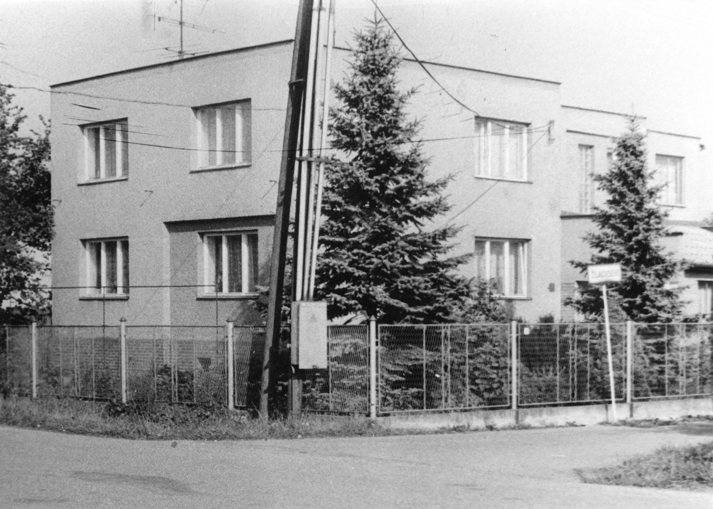 Dům čp. 313 na snímku z 16.10.1988 (Sbírka Józefa Chmiela)
