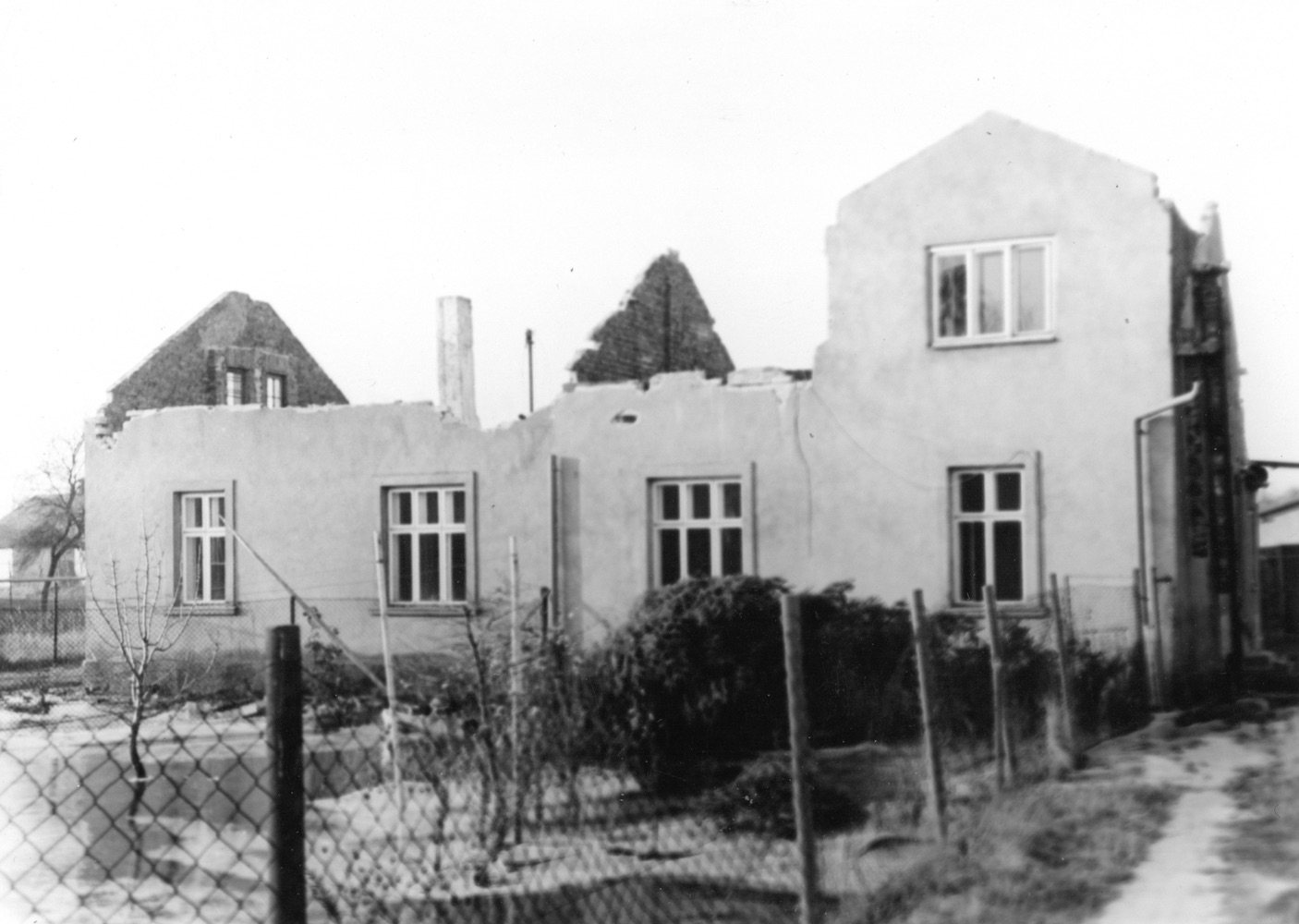 Dům čp. 374, 373 na snímku z 3.1.1989 (Sbírka Józefa Chmiela)