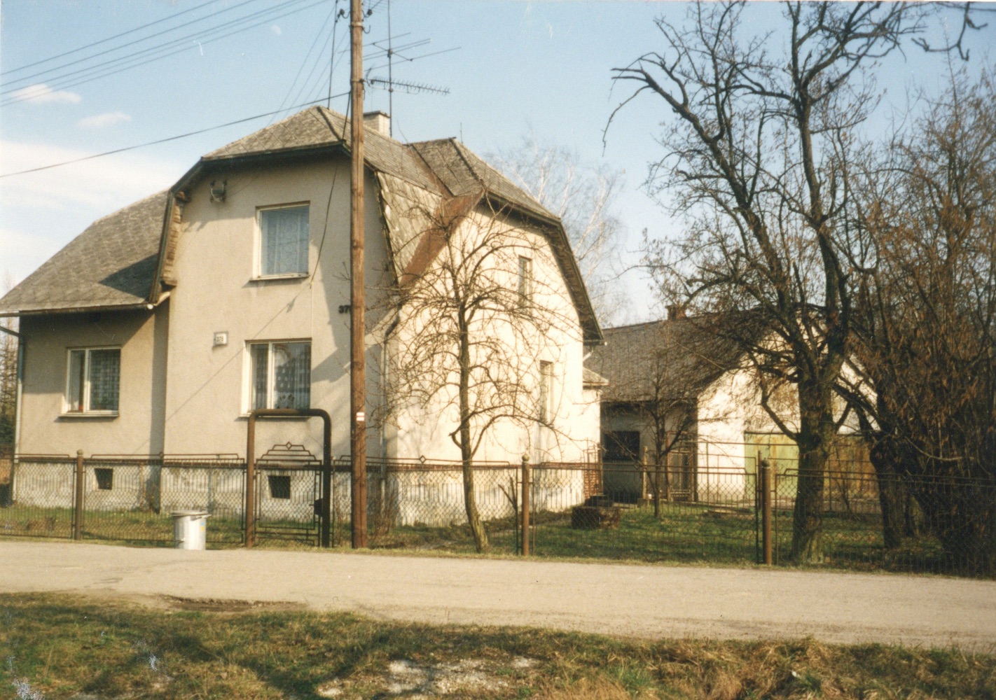 Dům čp. 378 na snímku z 26.3.1999 (Sbírka Józefa Chmiela)