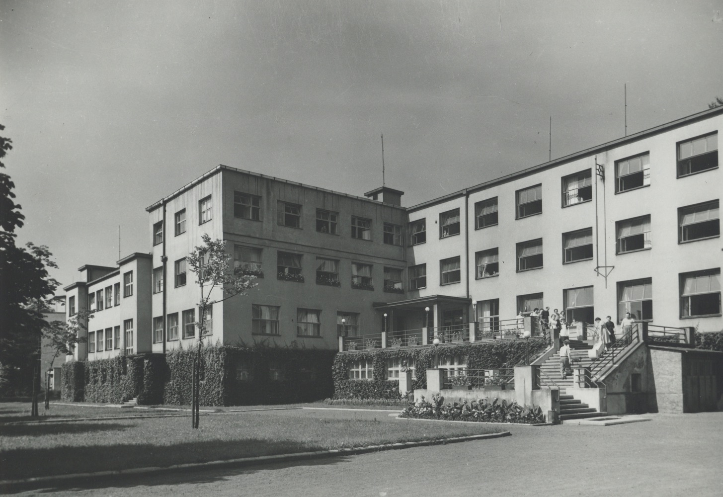 Budova nového sanatoria Lázní Darkov, čp. 385 (postavena v letech 1931-33)