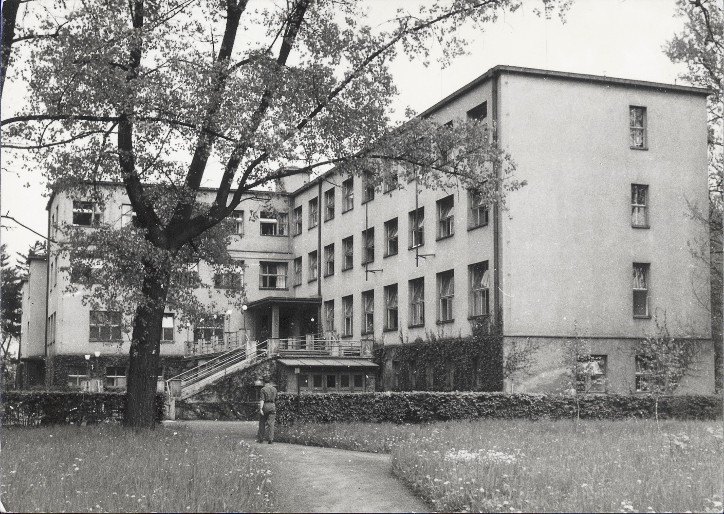 Budova nového sanatoria Lázní Darkov, čp. 385 (postavena v letech 1931-33)