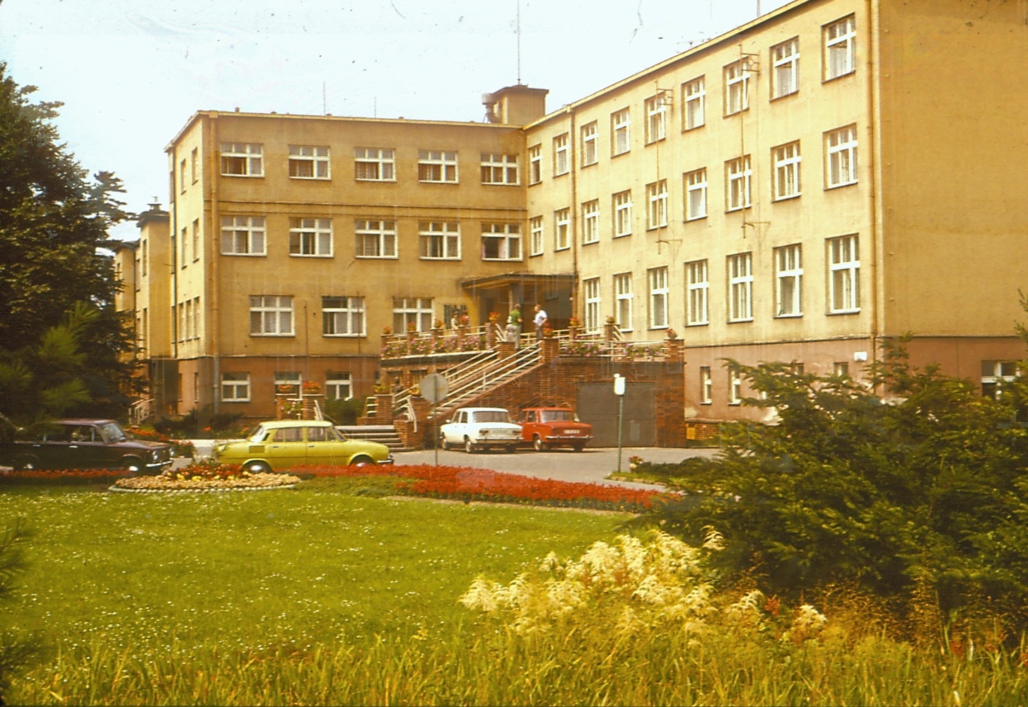 Budova nového sanatoria Lázní Darkov, čp. 385 (postavena v letech 1931-33)