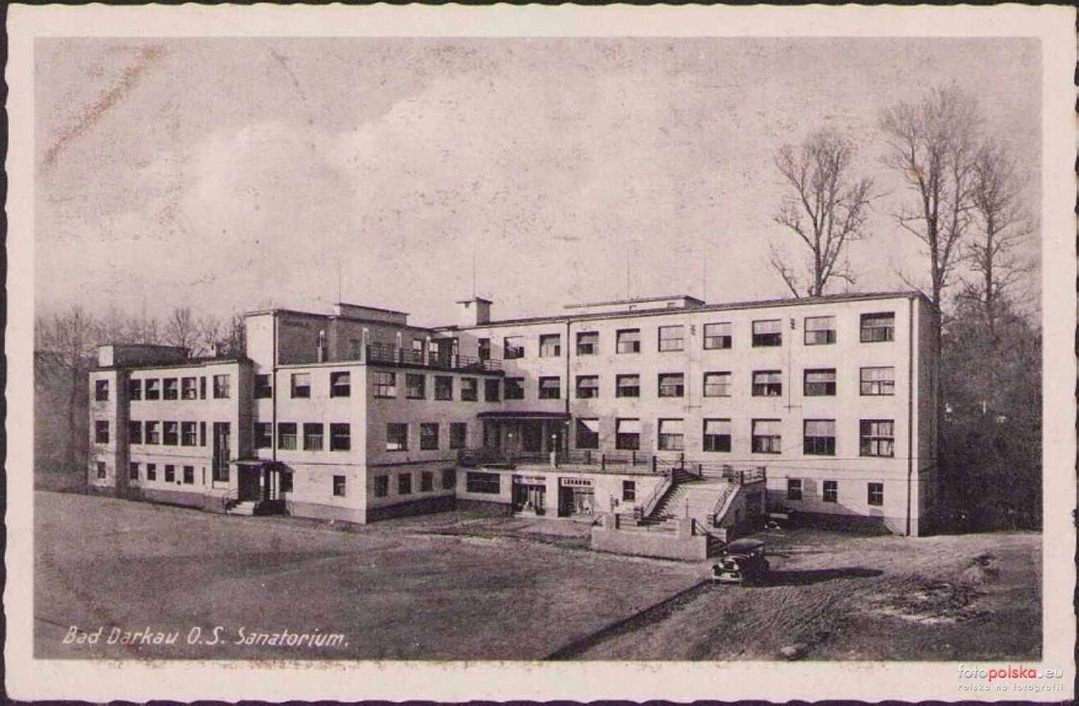 Budova nového sanatoria Lázní Darkov, čp. 385 (Zdroj: fotopolska.eu. Odkaz: KLIK na obrázek...)