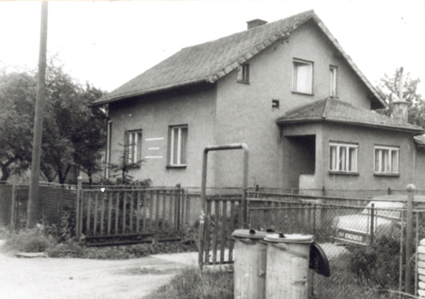 Dům čp. 416 na snímku z 25.6.1990 (Sbírka Józefa Chmiela)