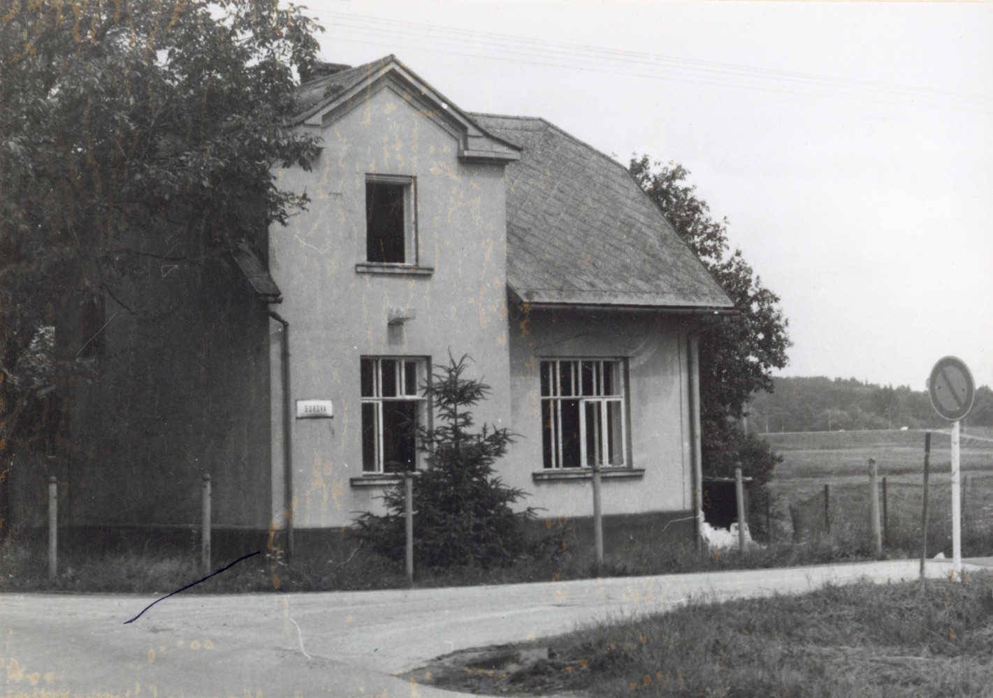 Dům čp. 423 na snímku z 18.6.1997 (Sbírka Józefa Chmiela)