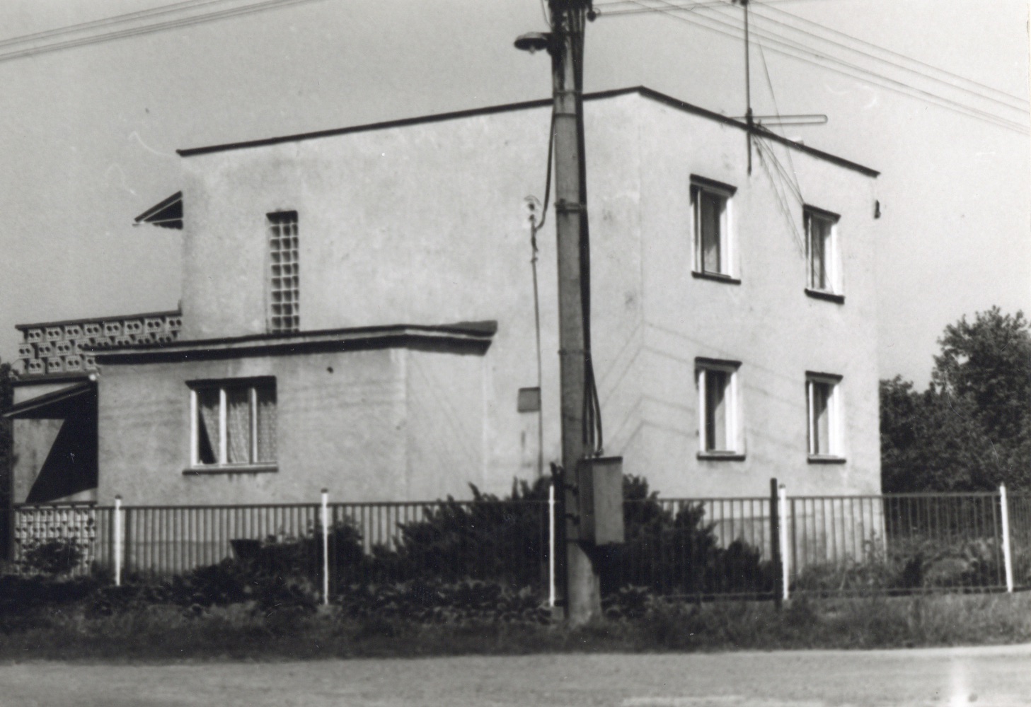 Dům čp. 425 na snímku z 25.6.1992 (Sbírka Józefa Chmiela)