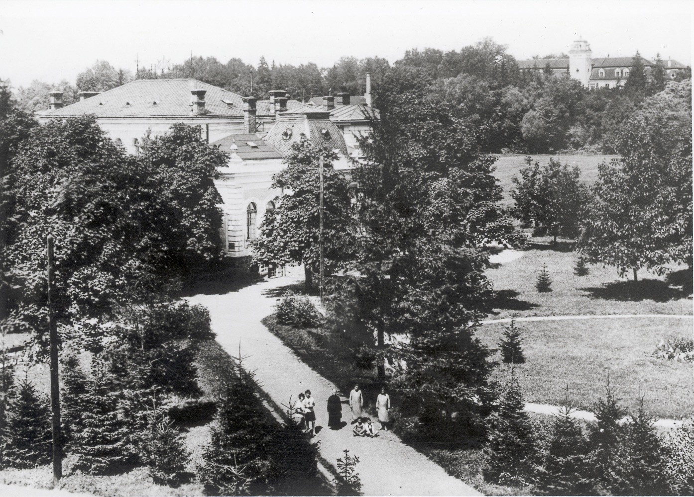 Nový Společenský dům - Kurhaus (čp. 498)