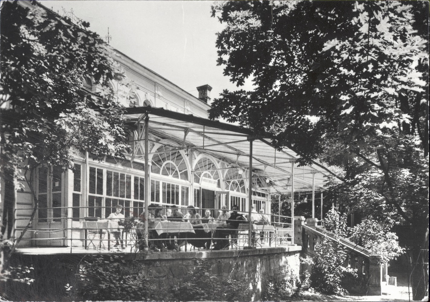 Nový Společenský dům (čp. 498)