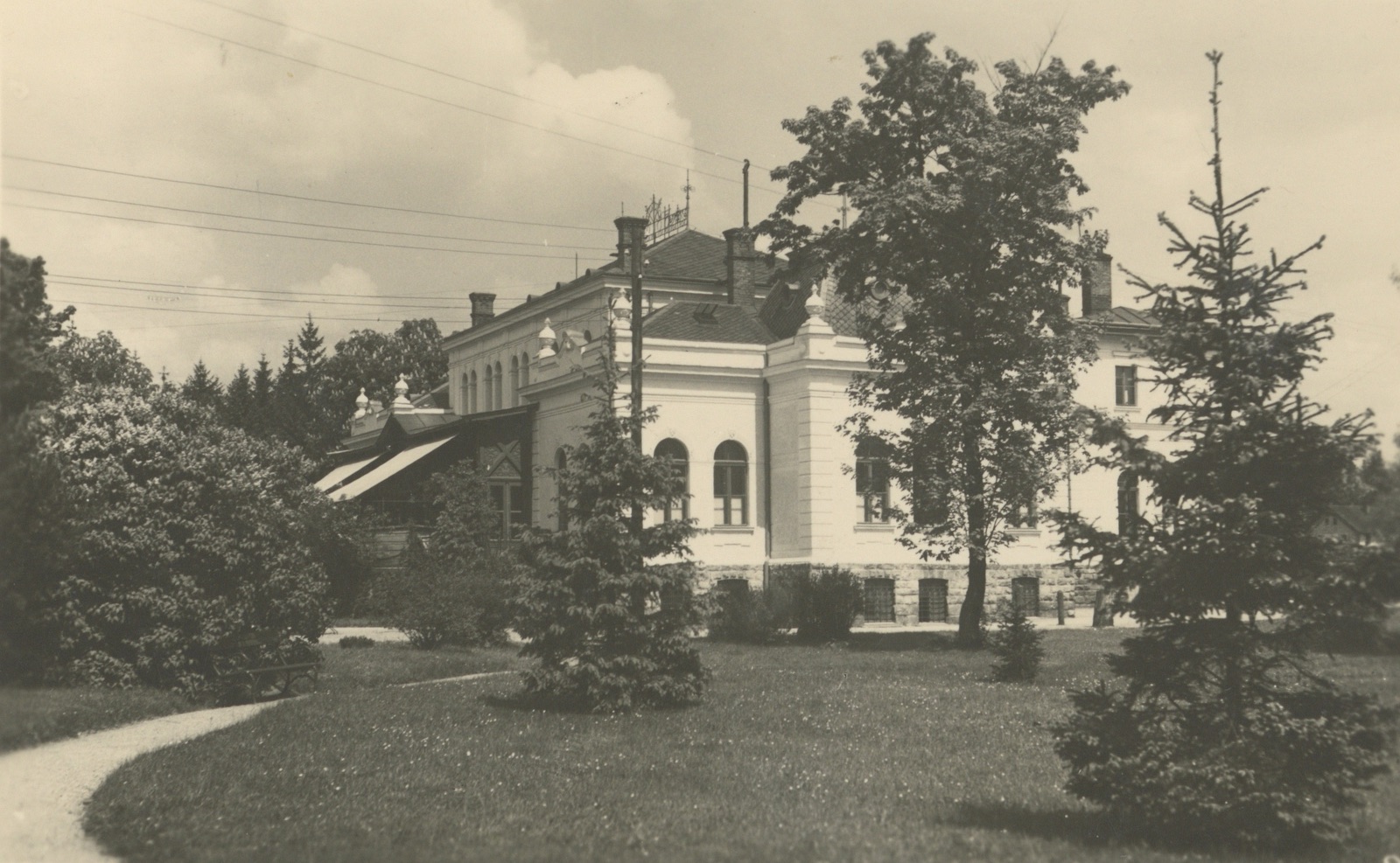 Nový Společenský dům, čp. 498
