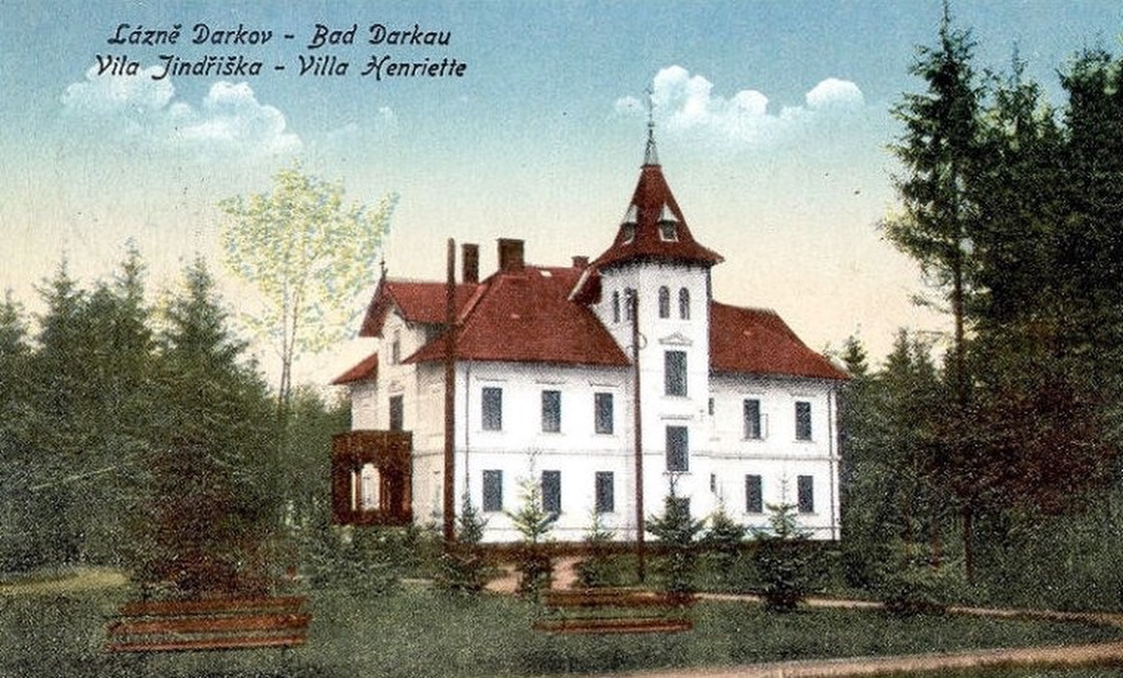 Lázeňský dům Vila Henrietta / Jindřiška (postaven v roce 1880) ve své původní podobě. V roce 1958 byl zcela přestavěn a přejmenován na pavilon Jiřina (čp. 499)