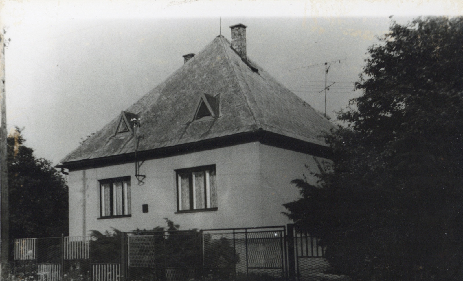 Dům čp. 542 na snímku z 31.5.1996 (Sbírka Józefa Chmiela)