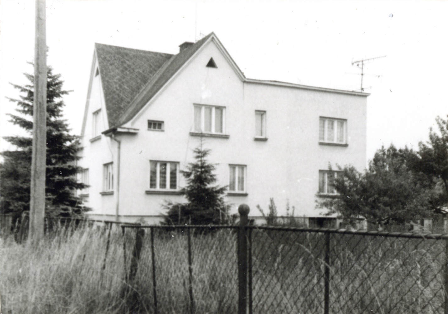 Dům čp. 624 na snímku z 25.6.1990 (Sbírka Józefa Chmiela)