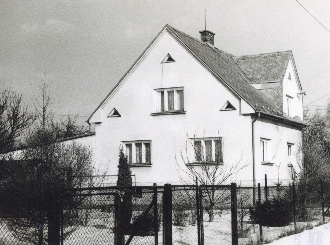 Dům čp. 643 na snímku z 9.2.1997 (Sbírka Józefa Chmiela)