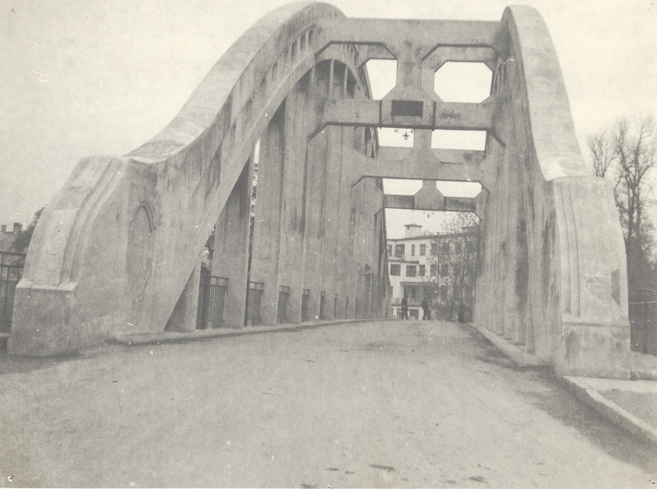 Železobetonový darkovský most přes řeku Olzu z roku 1925