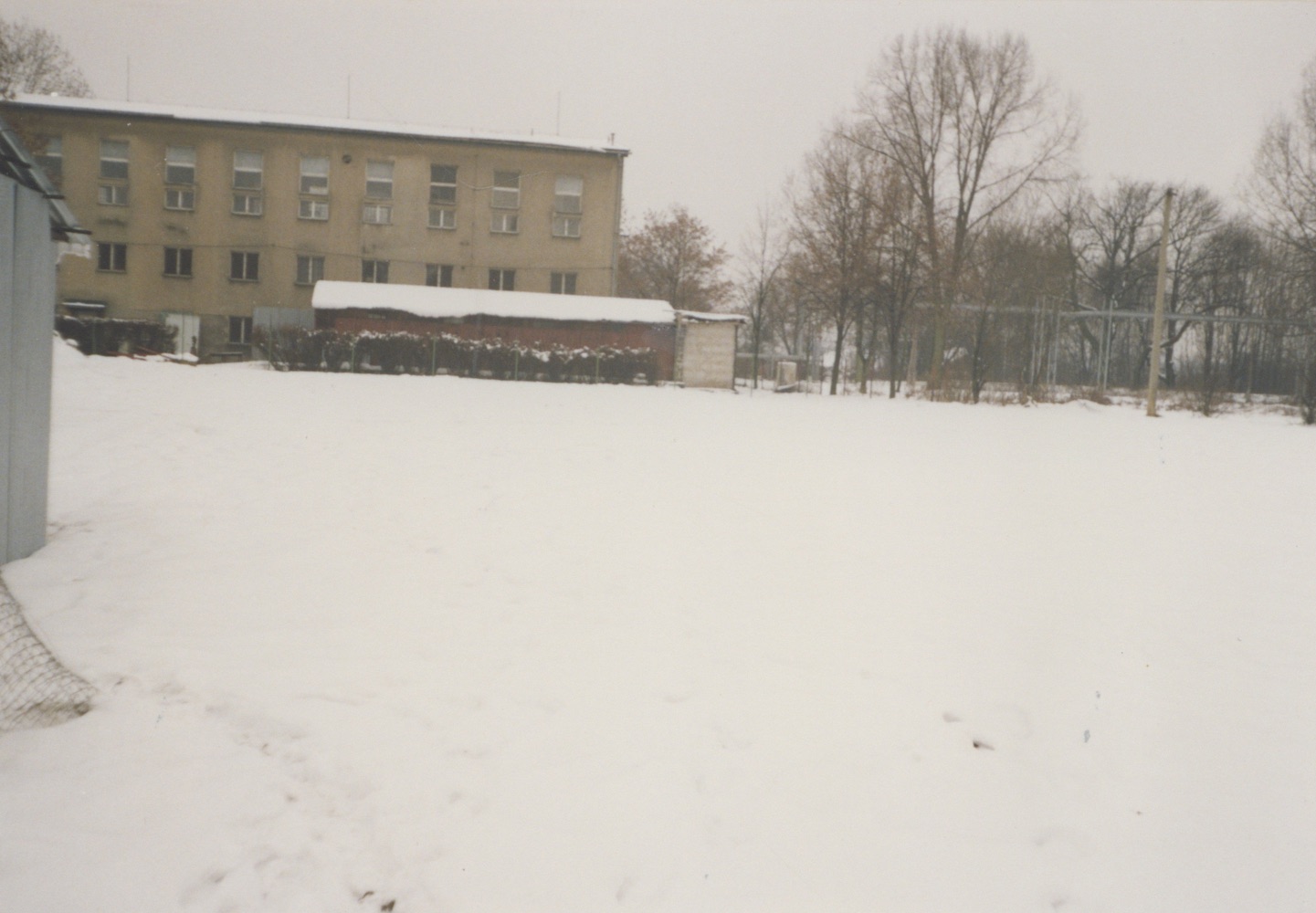 Dům čp. 1040 (Brigádnická ubytovna na Sovinci, od roku 1990 SOU Kovona)