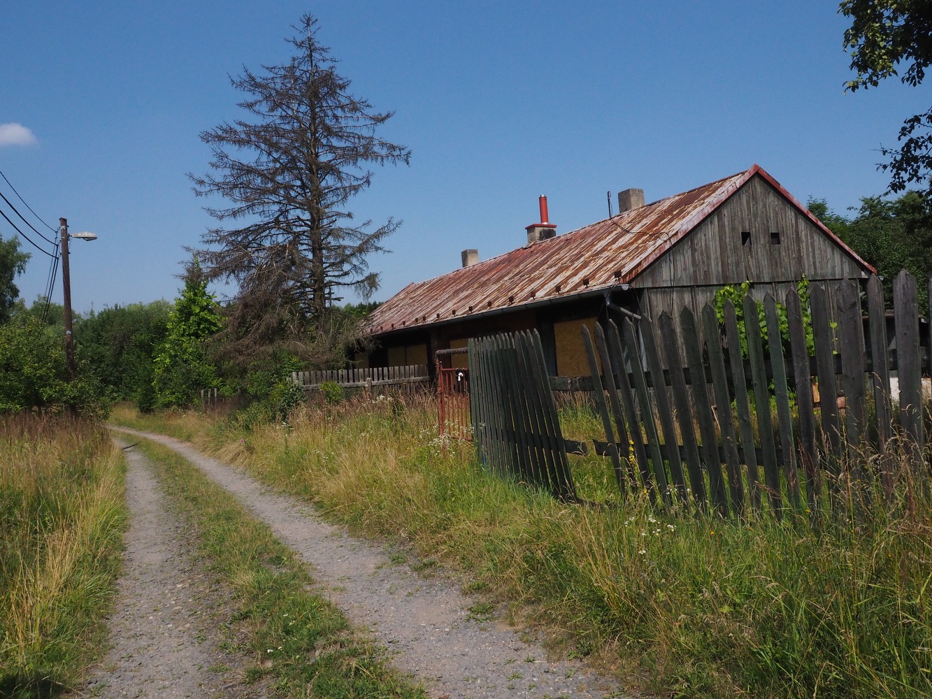 Finský domek čp. 1757, 1758 na snímku z roku 2021 (Autor: Erika Schweserová)