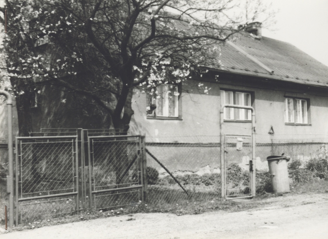 Dům čp. 2150, 2151 (původně katastrální území: Darkov, čp. 574, 575)