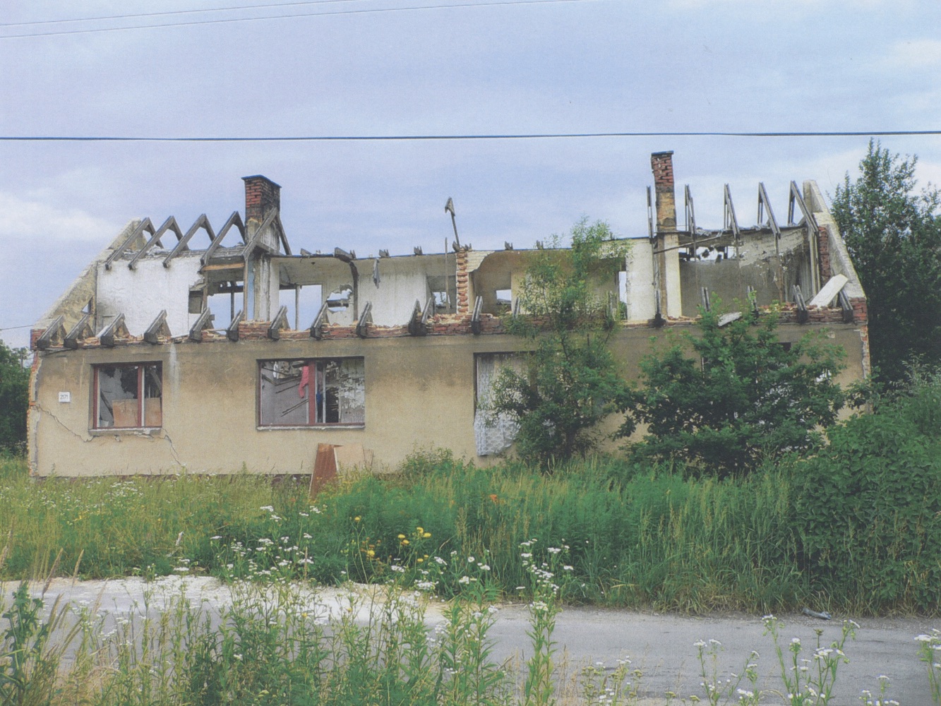 Dům čp. 2170, 2171 na snímku z roku 2008 (původně katastrální území: Darkov, čp. 596, 597)