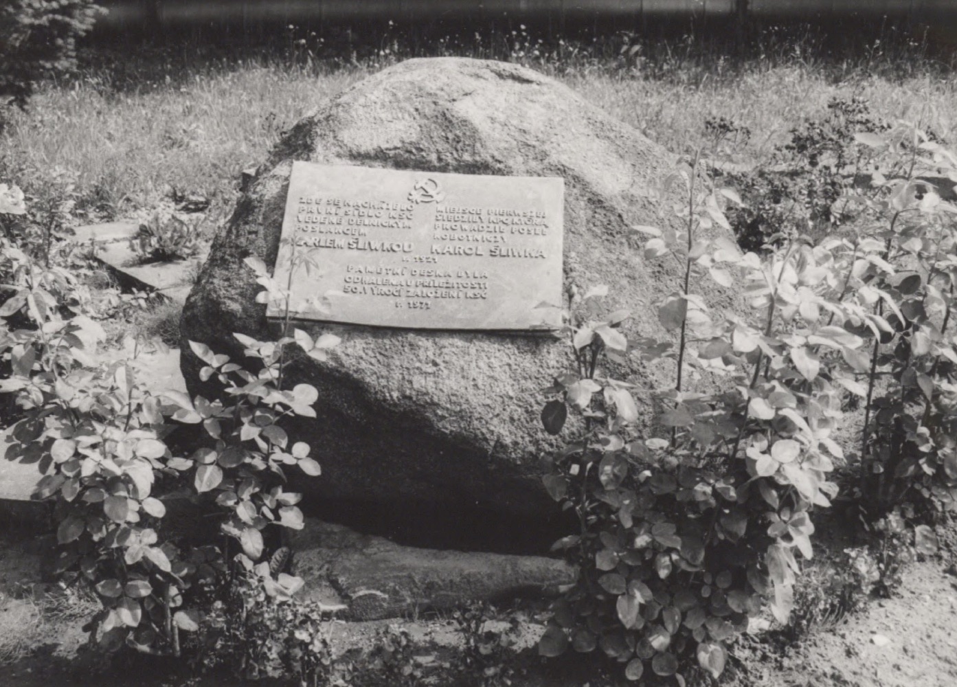 Pamětní deska k založení prvního sídla KSČ vedeného dělnickým poslancem Karolem Śliwkou byla odhalena v roce 1971
