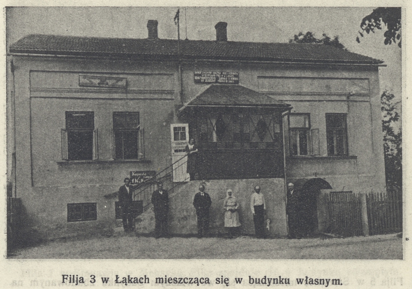 Původní stav domu čp. 112 - filiálka č. 3 Ústředního potravinového spolku (se svolením p. R. Rottera, ze soukromé sbírky)